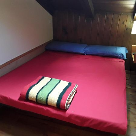 Хостел Refugi Rural Vall De Siarb Llagunes Екстер'єр фото
